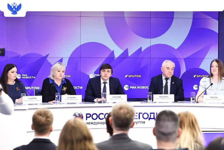 «Бессмертный полк — 2025» состоится во всех школах страны.